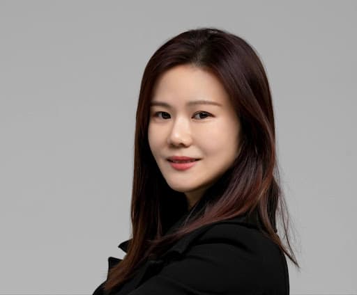 Claudia Hyun